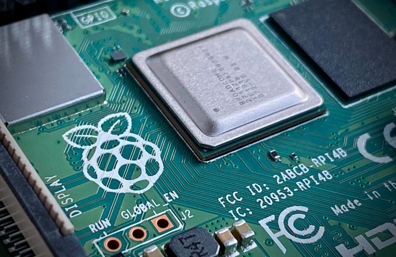 ¿Qué tengo en mi Raspberry Pi?