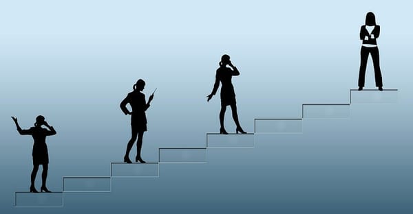 El mundo de la tecnología y ellas